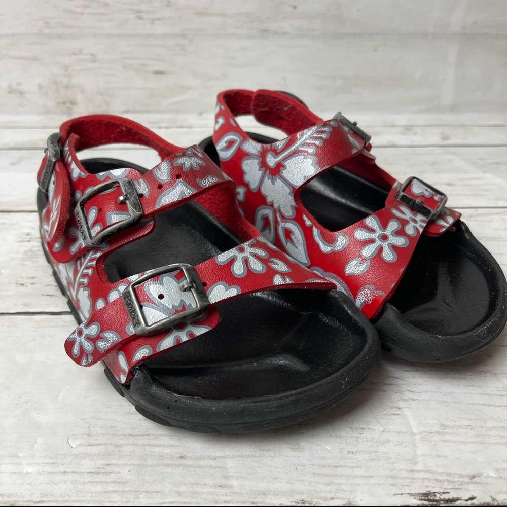 Birkenstock Youth Birki’s Hawaiian Print Sandals Size 29
